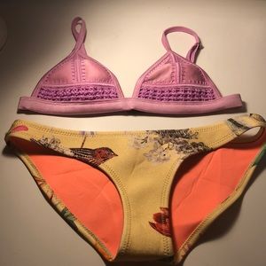 Triangl Bikini Set
